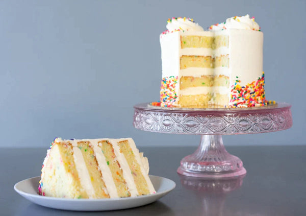 Vanilla Confetti Cake Carlos Bakery Canada Order Yours Now Carlosbakeryca 4657